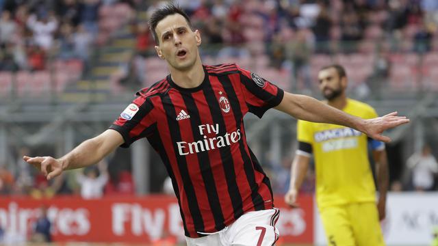 Kalinic Menolak Tawaran Bermain di Liga Super China Kalinic Menolak Tawaran Bermain di Liga Super China